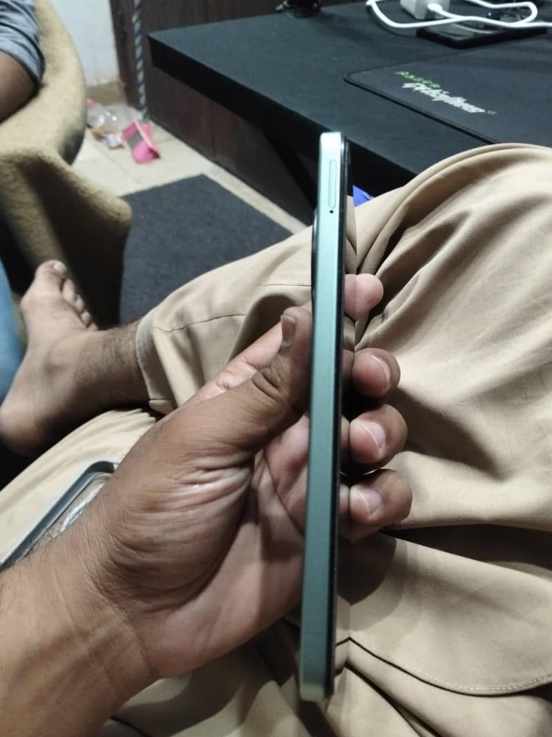 Xiaomi POCO C75 3