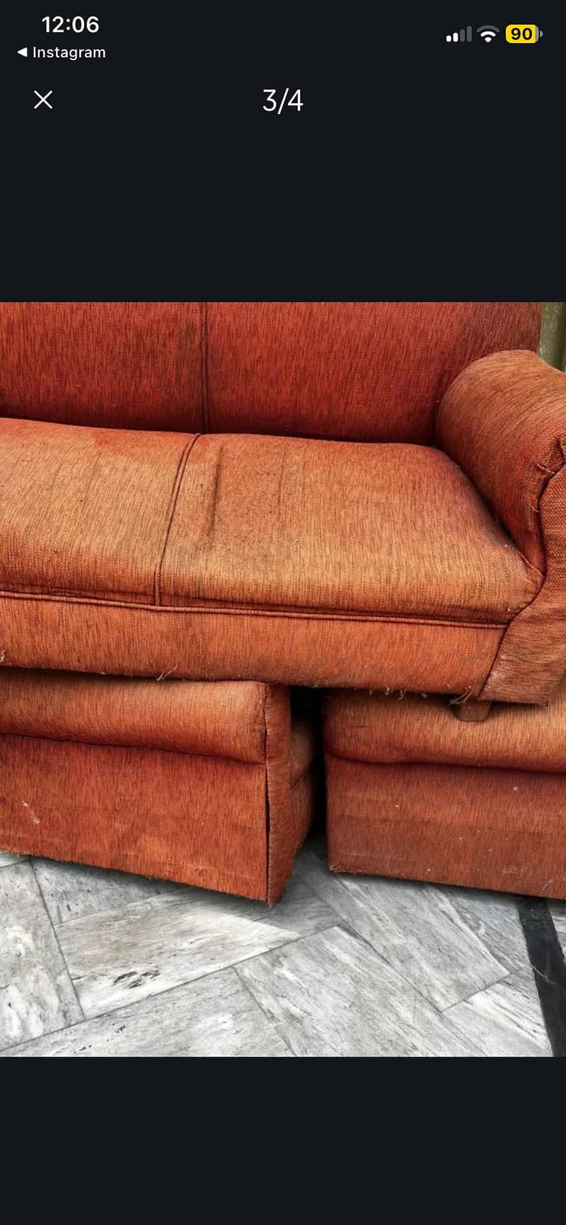 Sofa condition in pics 0