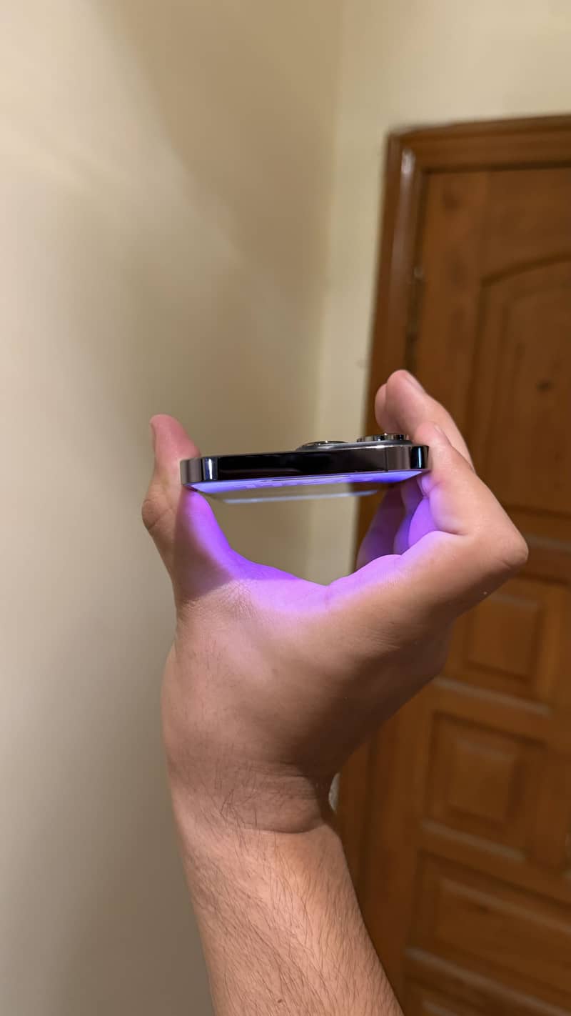 Apple iPhone 14 Pro Max 2