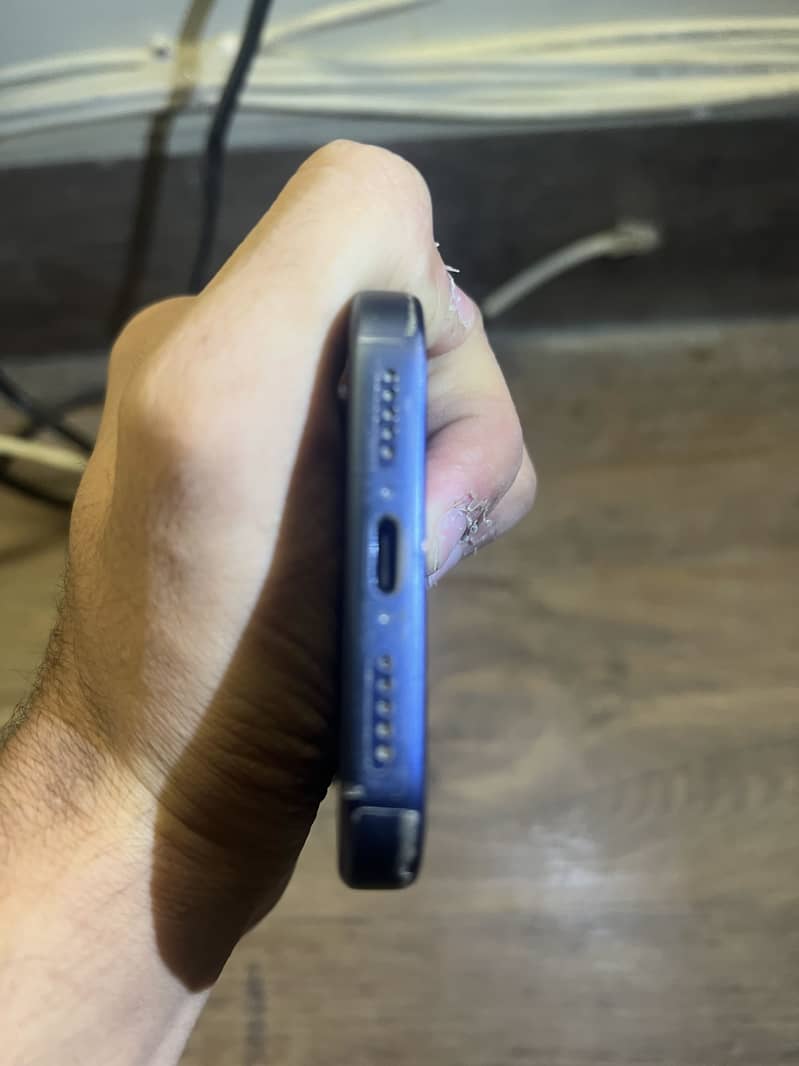 Apple iPhone 17 Pro 4