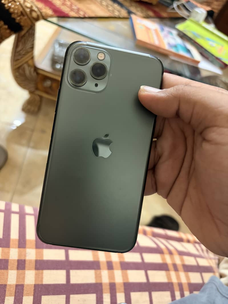 Apple iPhone 11 Pro 6