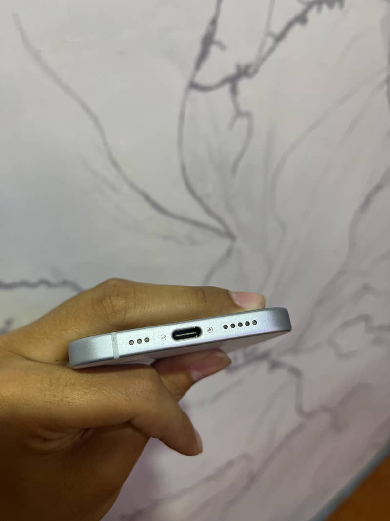 Apple iPhone 15 2