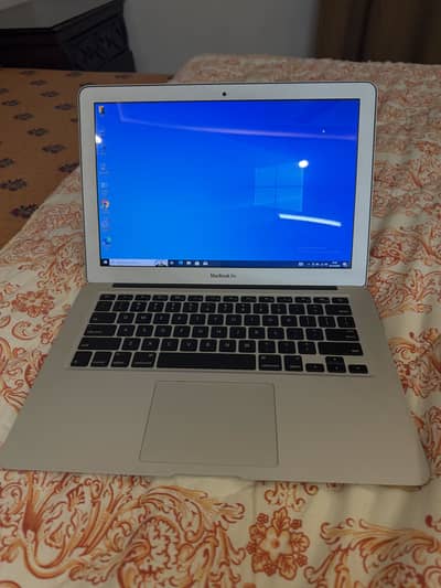 Macbook Air 2015 model