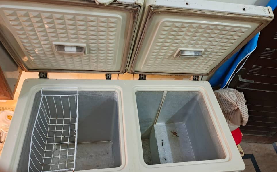 Dawlance fridge 2