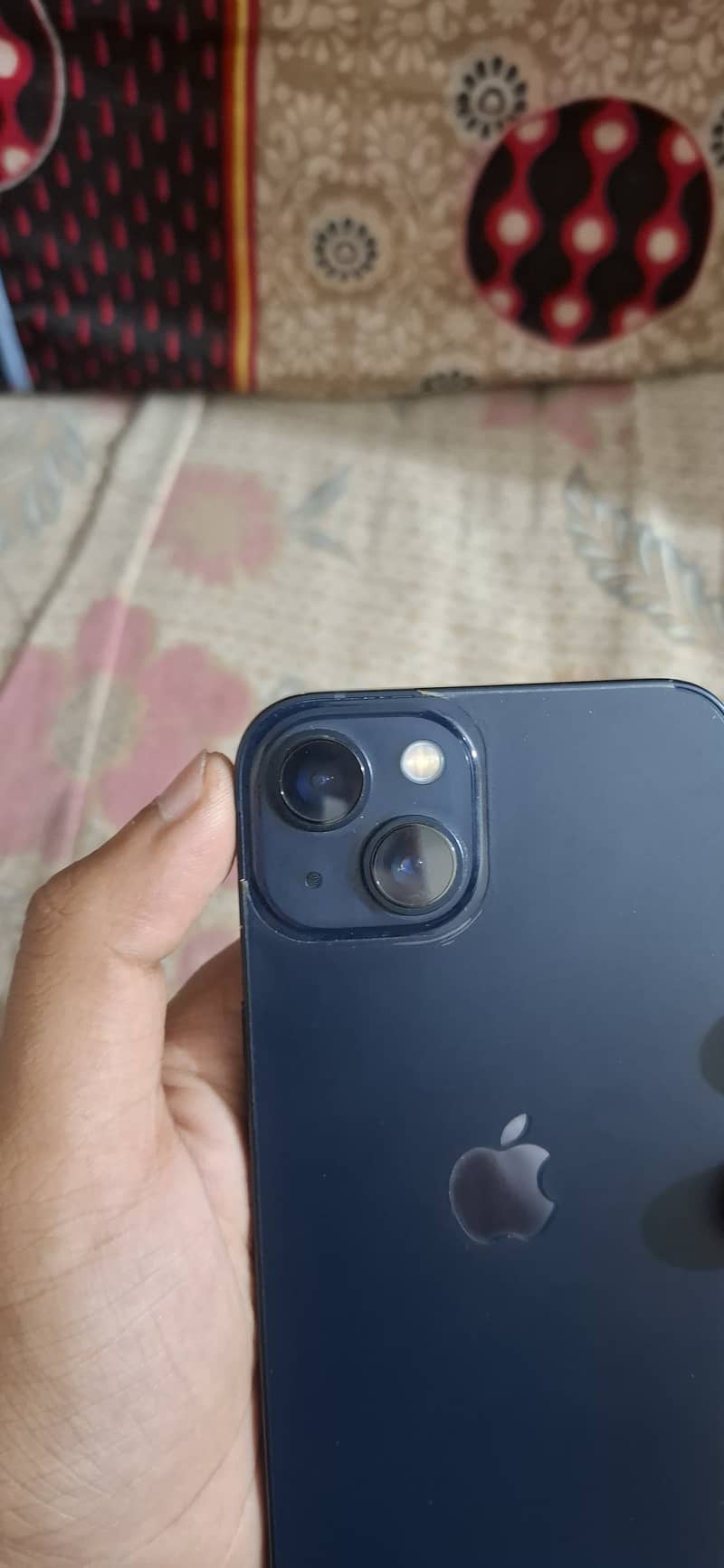 Apple iPhone 13 2