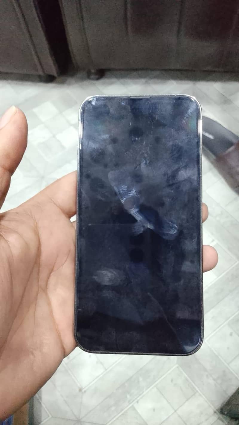 Apple iPhone 13 Pro 3