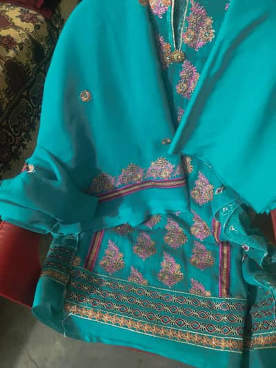 boht munasib qeemat par unstitched dress