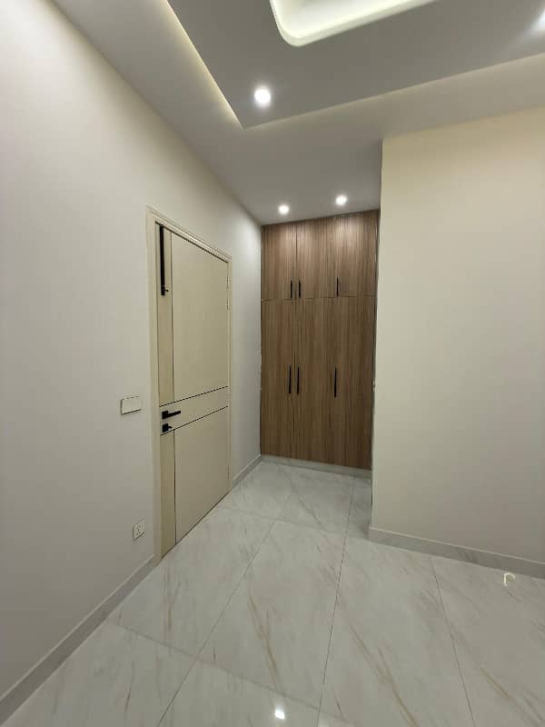 7 Marla 2 Bad Flat 4