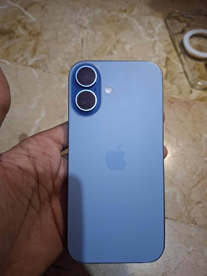 Apple iPhone 17 3