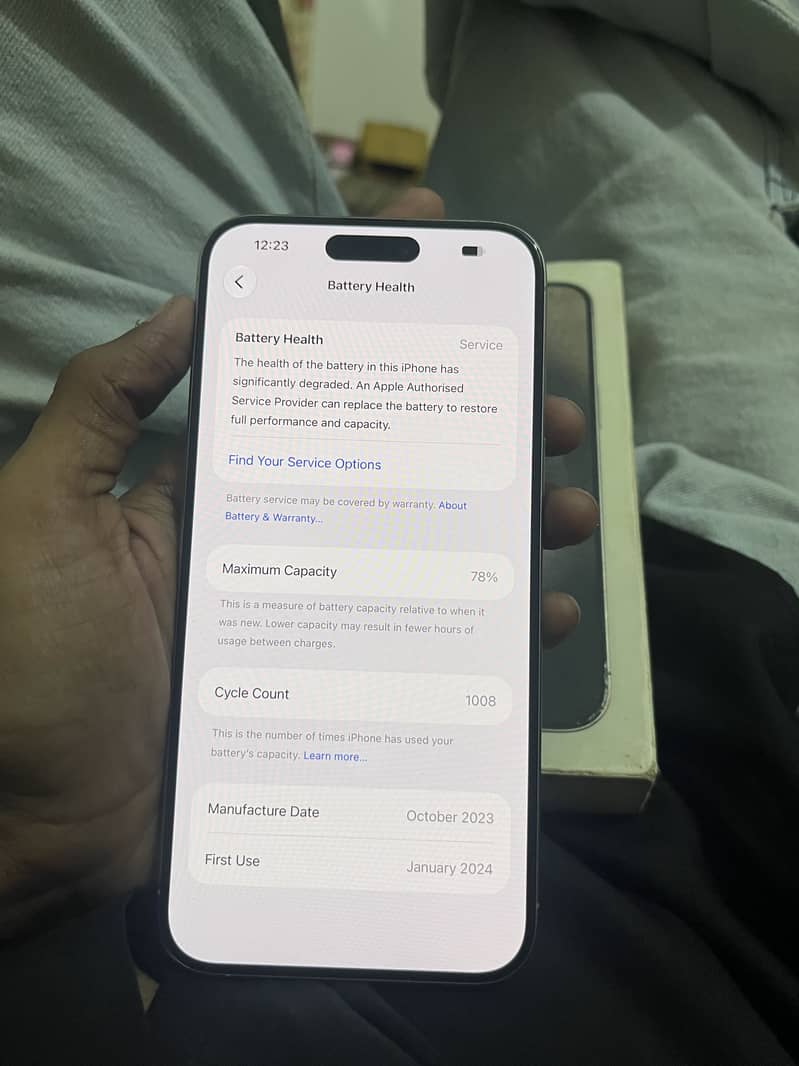 Apple iPhone 15 Pro Max 6