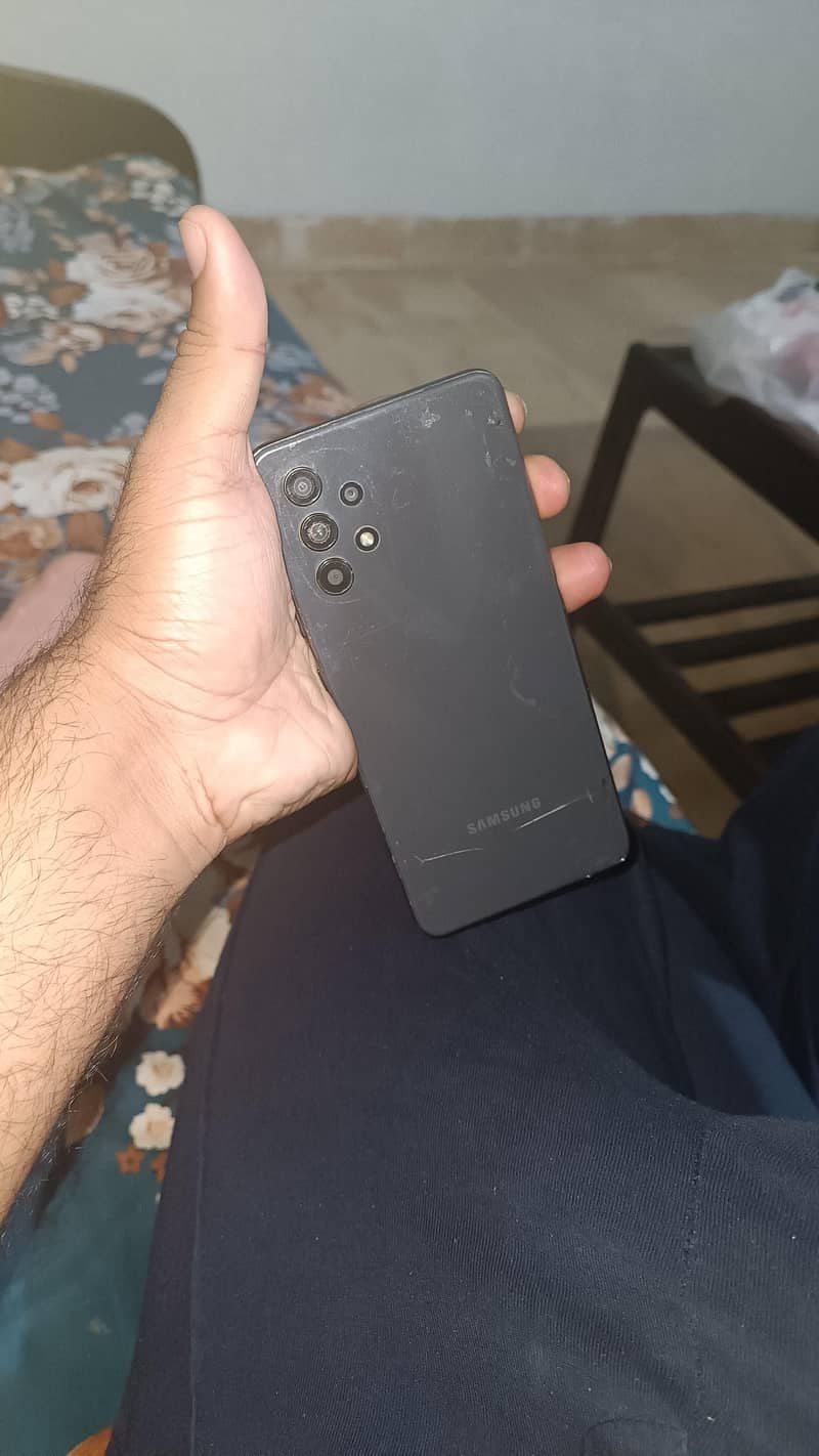 Samsung Mobile A32 1