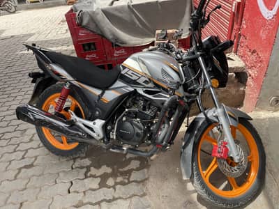 Honda CB150f motorcycle Bike argent sale