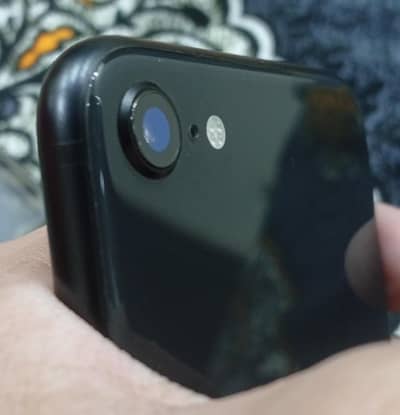 iPhone SE / 128gb