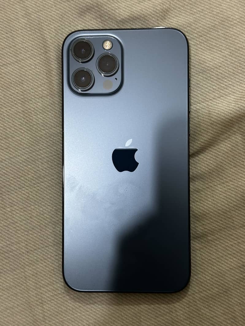 Apple iPhone 12 Pro Max 4