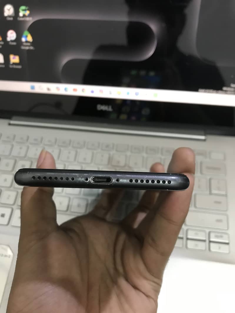 iPhone 8 Plus 5