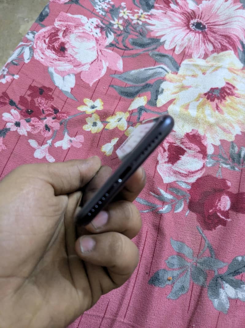 Apple iPhone SE 3