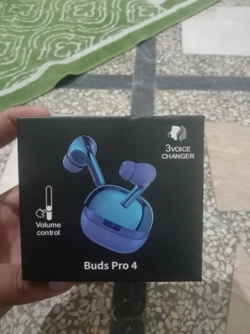 Buds pro 4 4