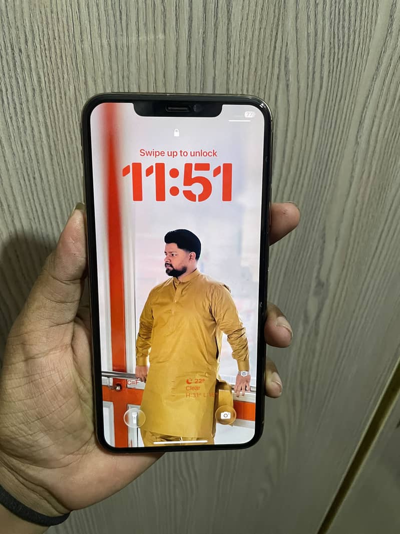 Apple iPhone 11 Pro Max 1