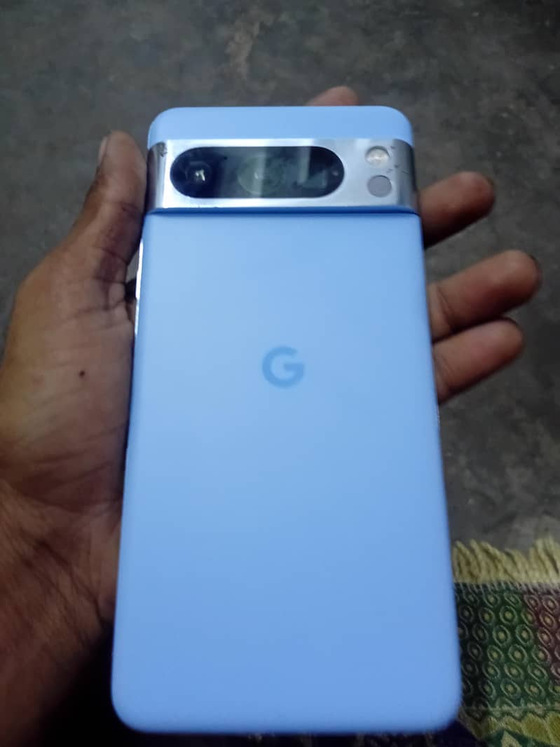 Google Pixel 8 Pro 3