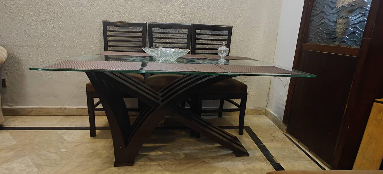 Dining table with Chairs 1