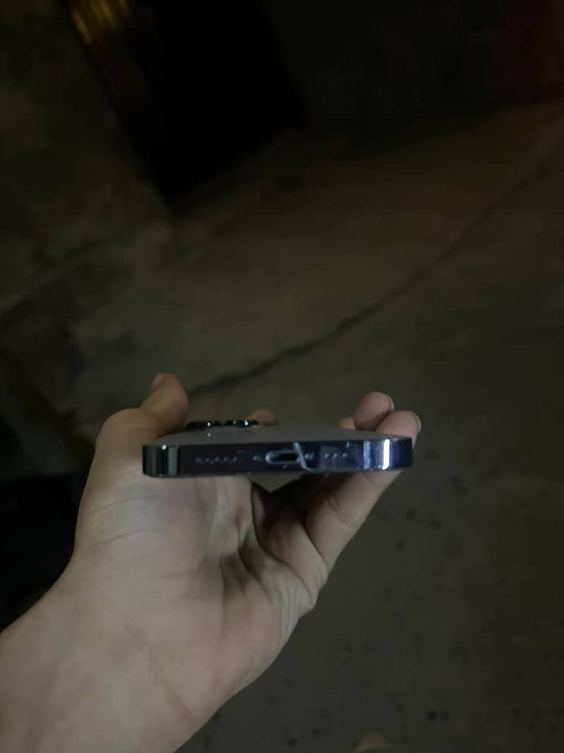 Apple iPhone 13 Pro 0