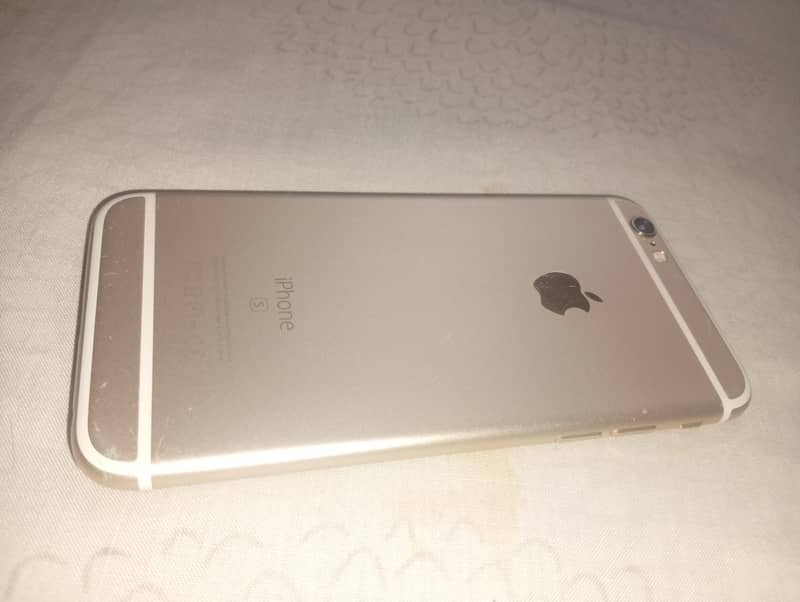 Apple iPhone 6S 4