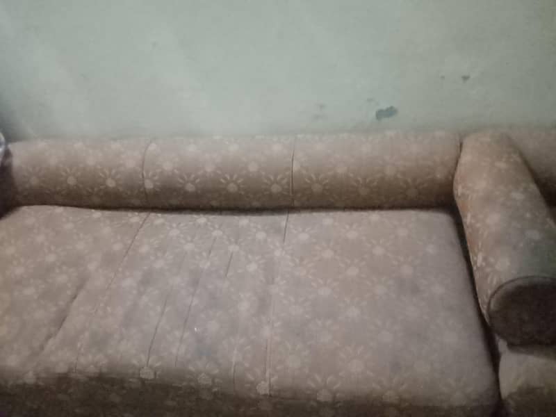 6 seater OK condition 0
