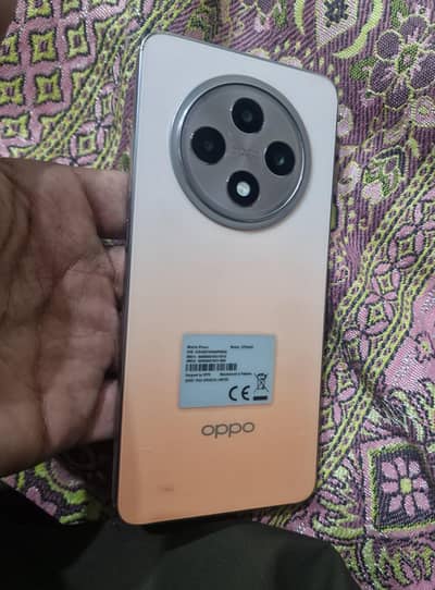 reno 12 bilkul saff h