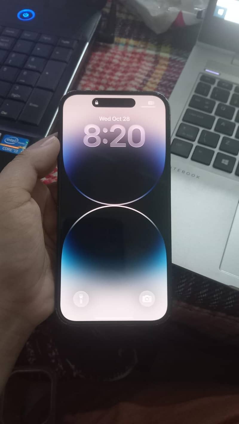 Apple iPhone 14 Pro 1