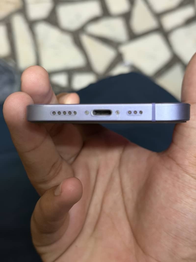 Apple iPhone 12 2