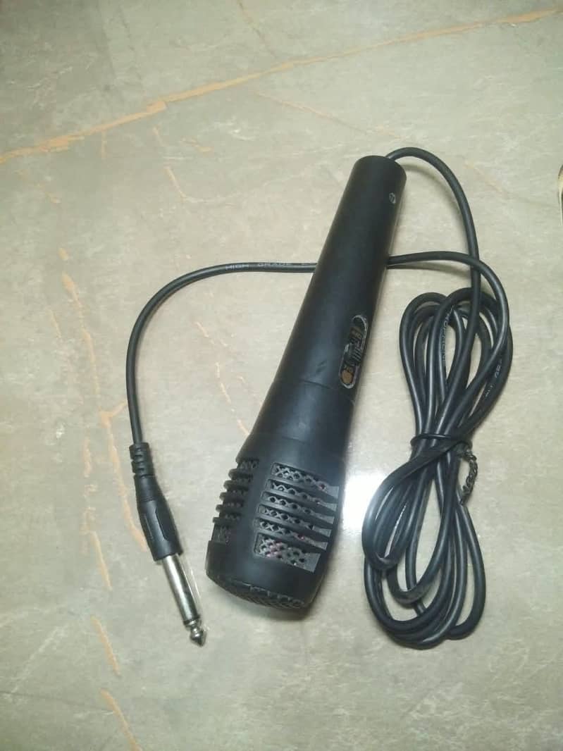 simple mic 0
