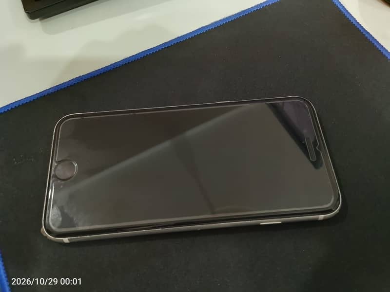 Apple iPhone SE(2nd generation) 4