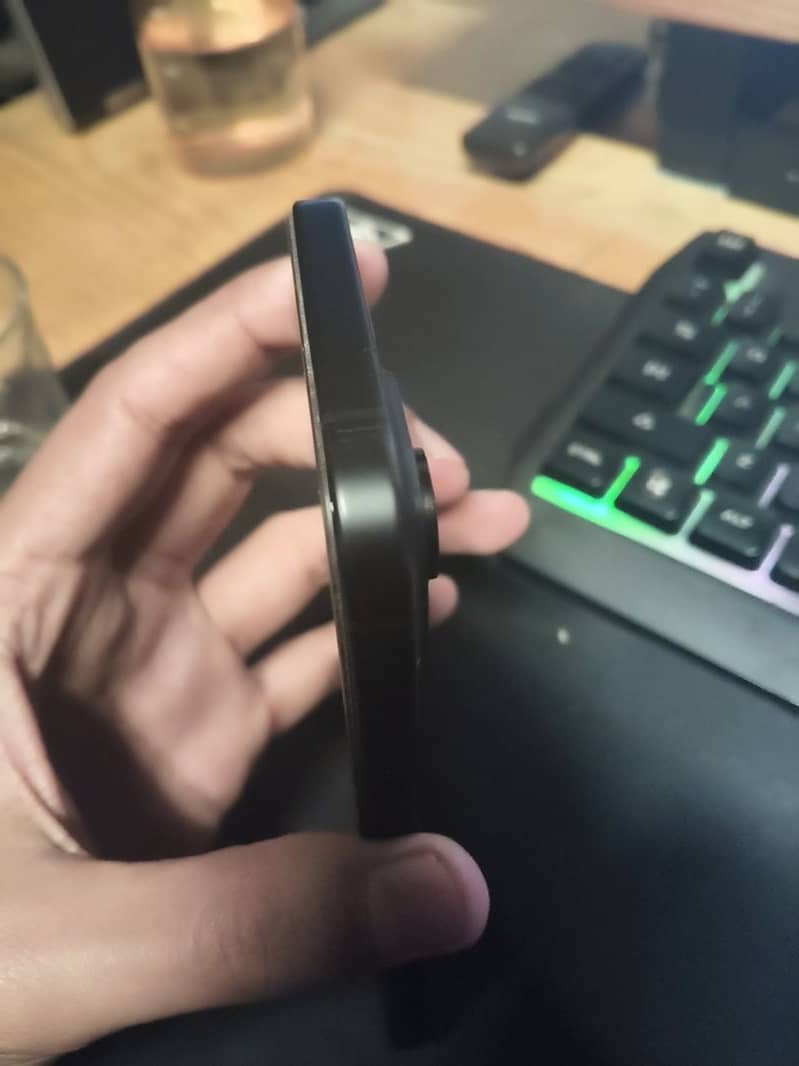 Apple iPhone 15 plus jv 5