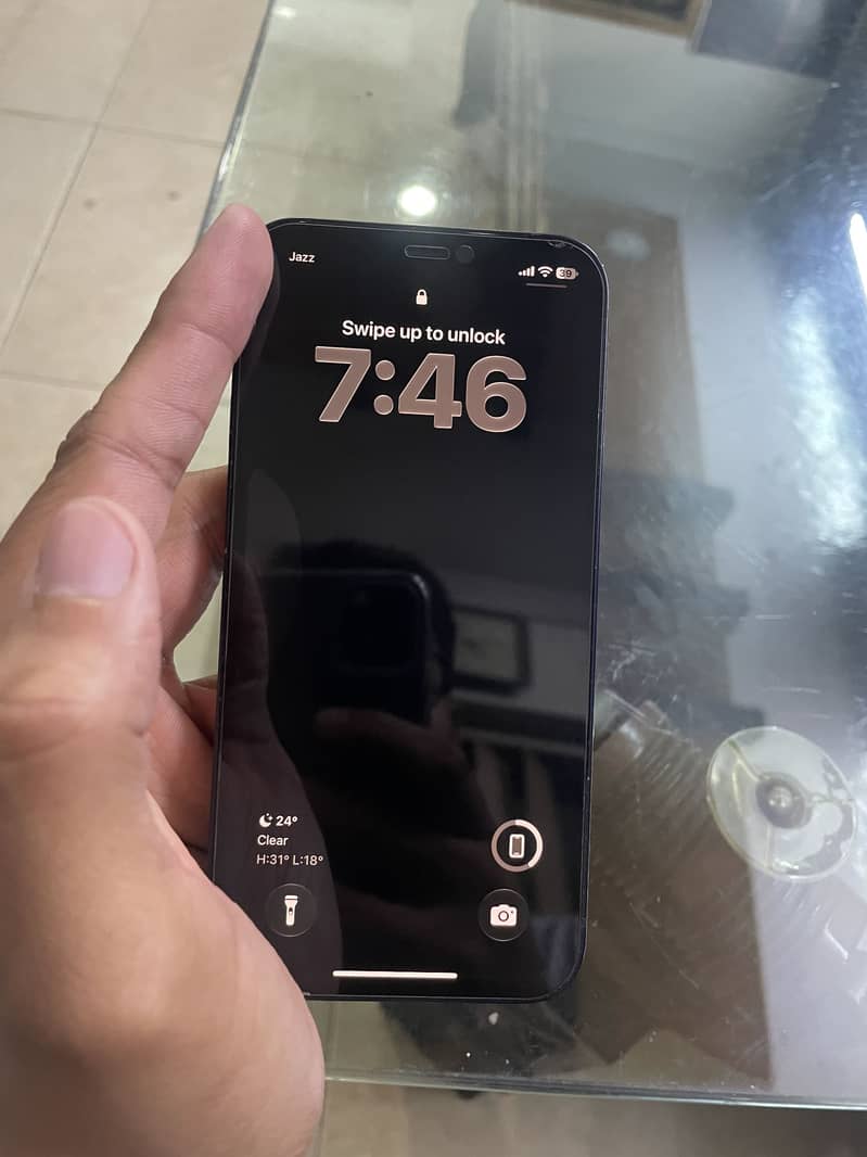 Apple iPhone 12 2