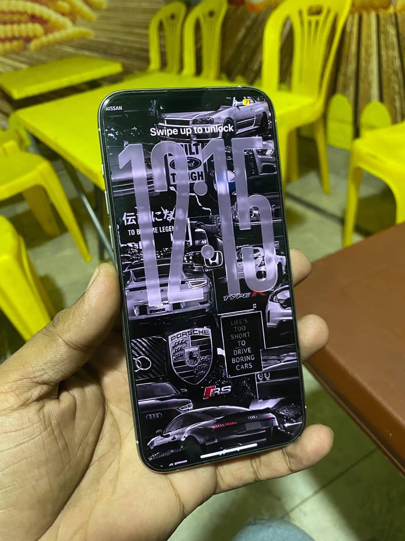 Apple iPhone 15 Pro Max 3