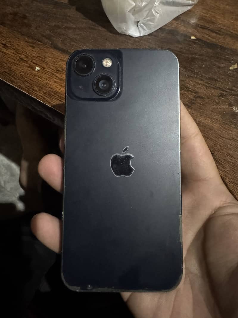 Apple iPhone 13 7