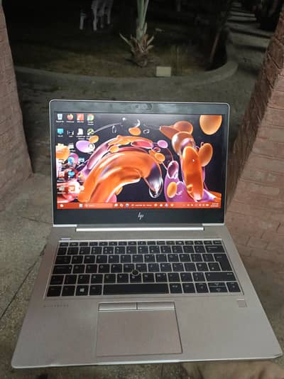 HP elite book with Ryzen 5 3500u with charger