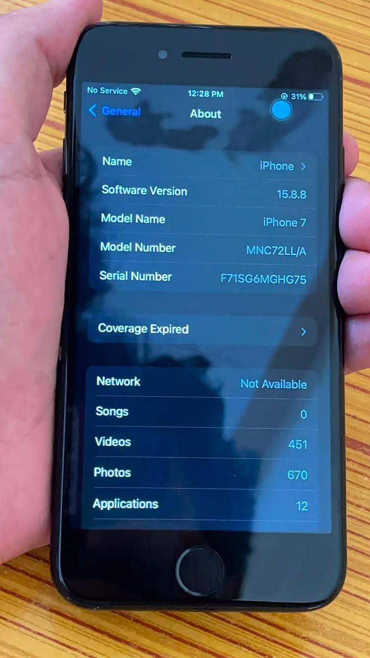 Apple iPhone 7 Plus 3