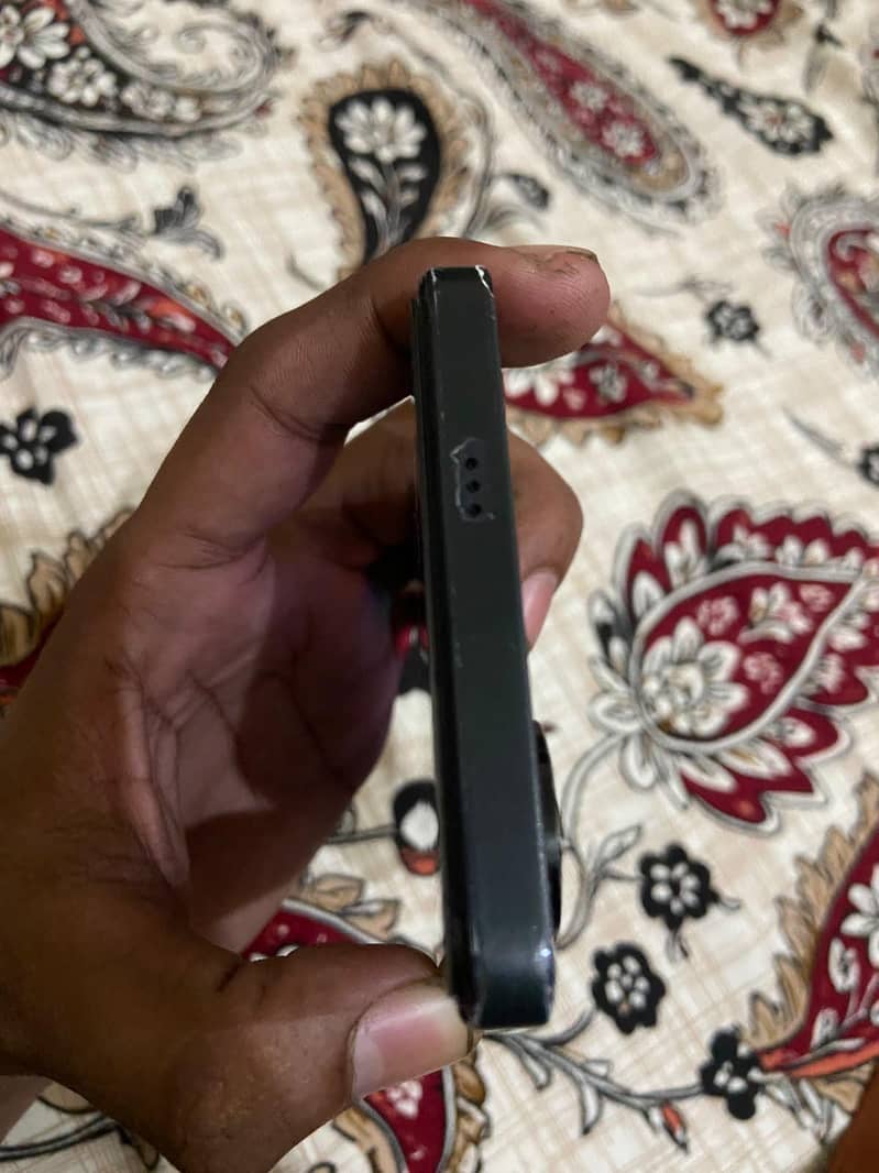 Tecno CAMON 20 Pro 4