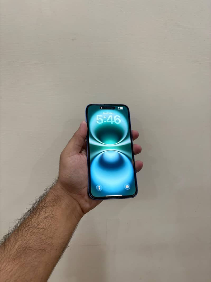 iPhone 16 Plus 5