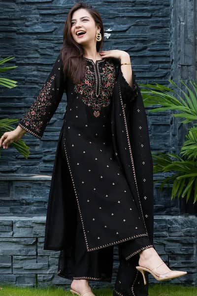 3 P'cs women unstitched embroidered