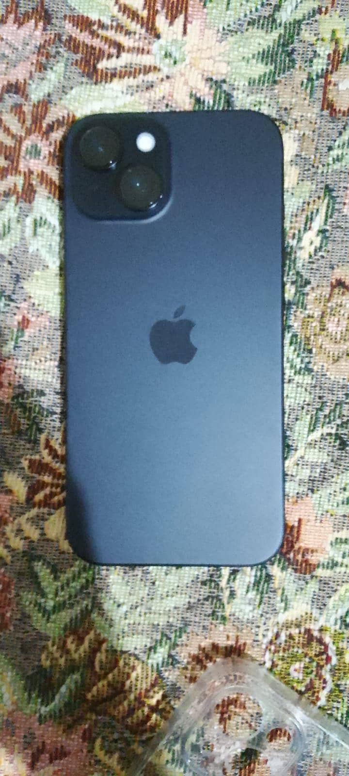 Apple iPhone 15 4