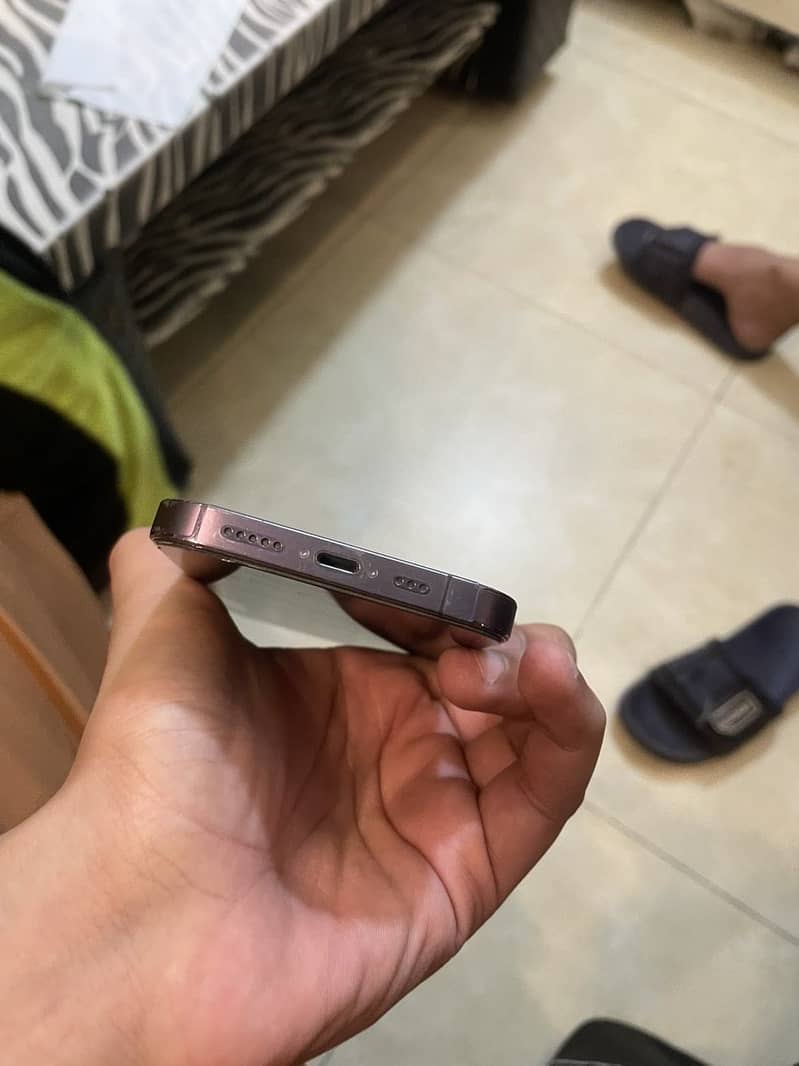 Apple iPhone 14 Pro 2