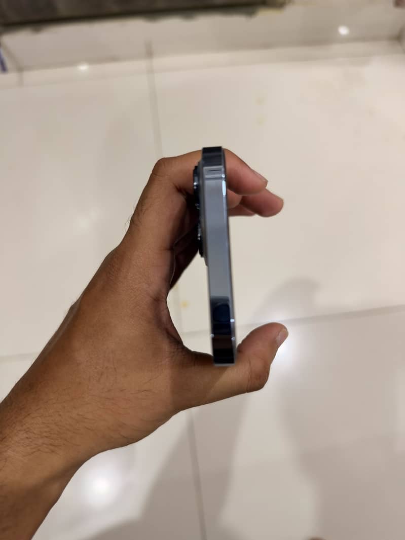 Apple iPhone 13 Pro Max 5