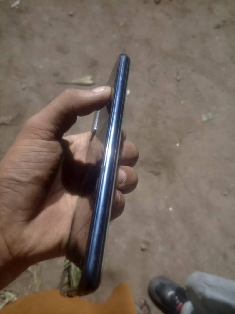 Vivo V21 0