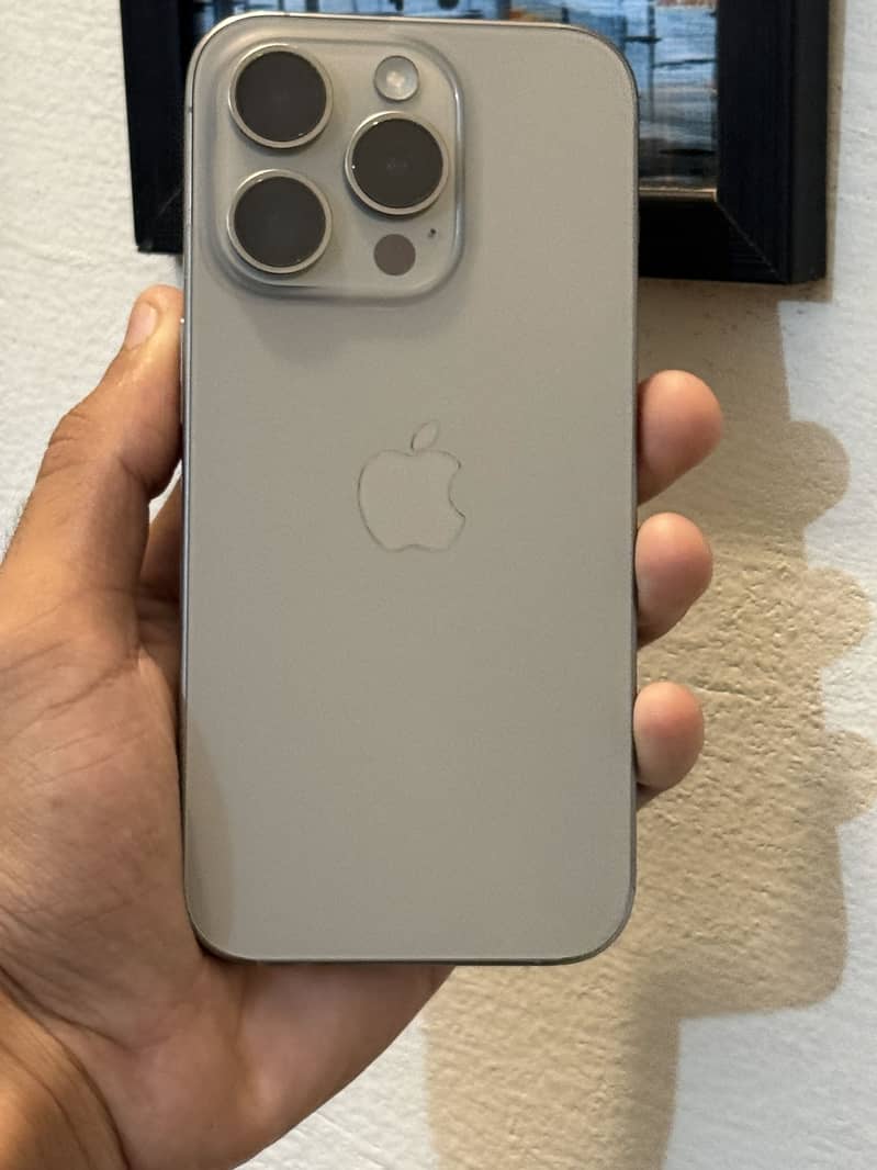 Apple iPhone 15 Pro 1
