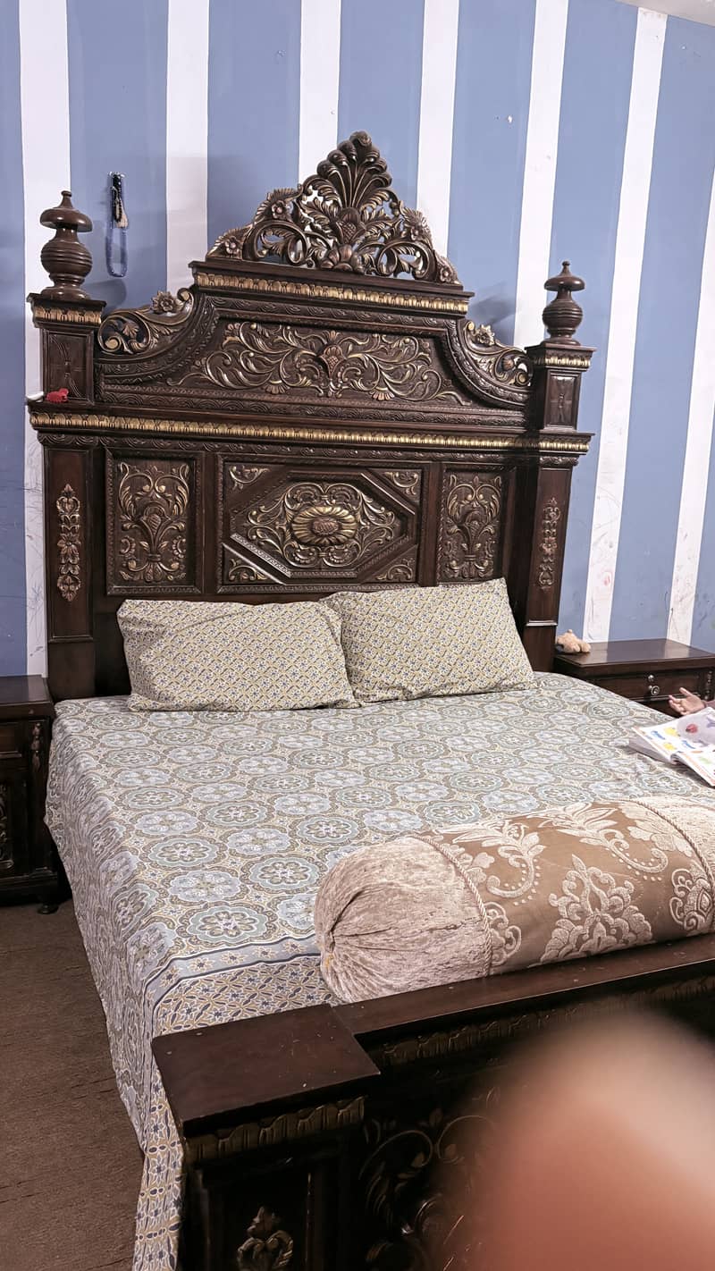 King size bed set 0