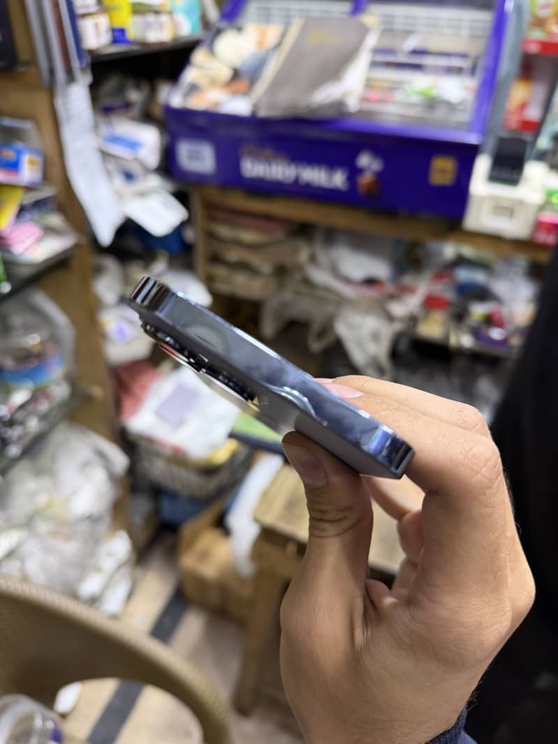 Apple iPhone 13 Pro Max 3