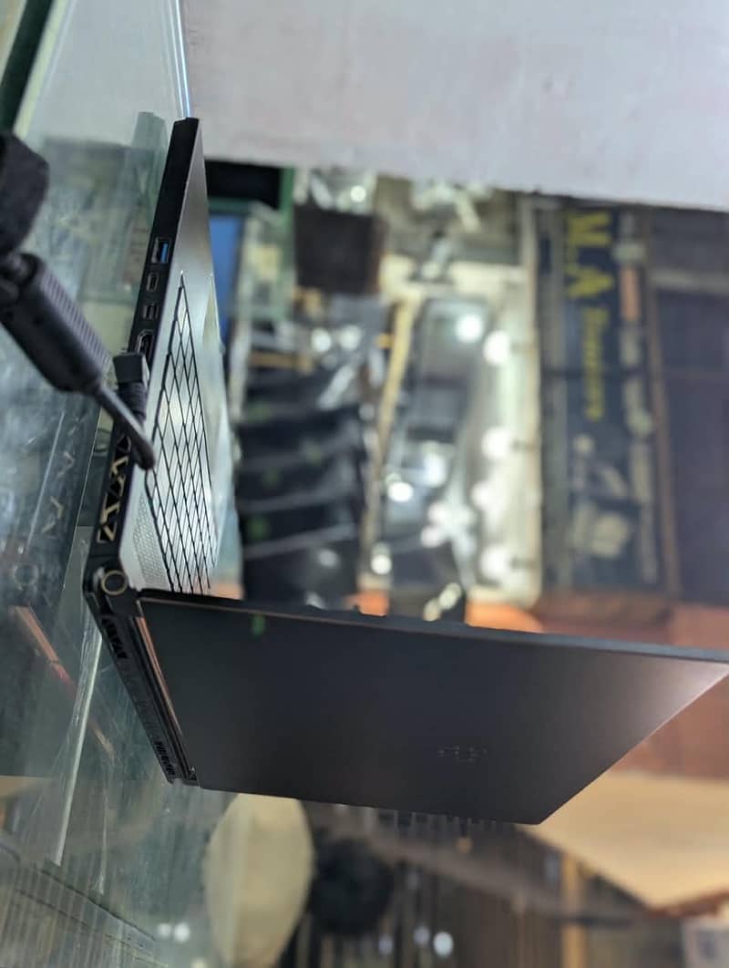 gaming laptop 8