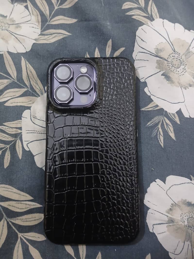 Apple iPhone 14 Pro Max 3